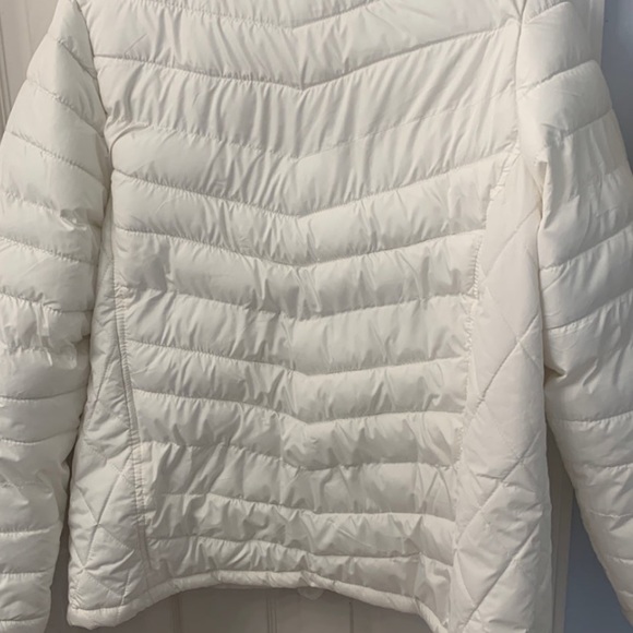 Puffer Jacket - Picture 2 of 8